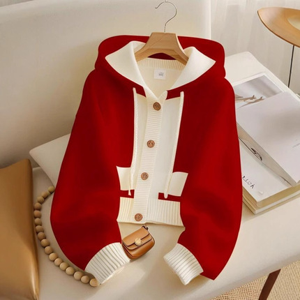 Red pin with hood, autumn cardigan, short body-friendly jacket, high-quality style, bright catchy style